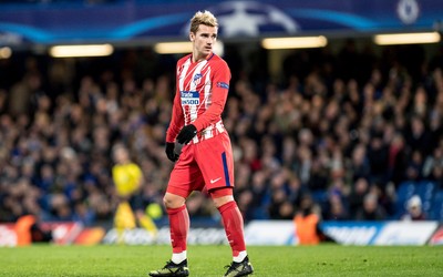 IM电竞快讯-拉姆塞登上时尚杂志封面